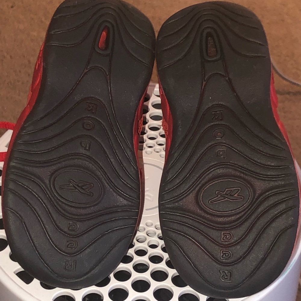 Reebok - Question - Picture 8 of 10
